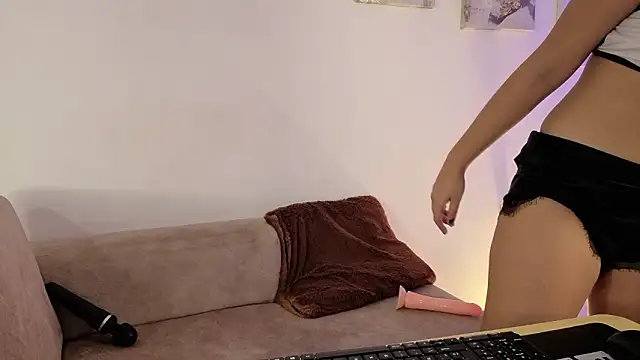 Snapshot of Scarlett_Walker05 chatting on February 24, 2026, 1:45 pm Scarlett Walker05 online show from February 24, 2026, 1:45 pm