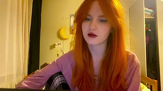 Snapshot of DynaLoom chatting on March 24, 2026, 4:51 pm DynaLoom online show from March 24, 2026, 4:51 pm