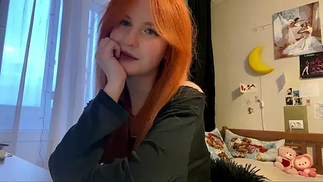 Snapshot of DynaLoom chatting on March 16, 2026, 3:15 pm DynaLoom online show from March 16, 2026, 3:15 pm