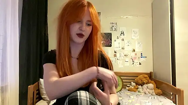 Snapshot of DynaLoom chatting on March 19, 2026, 3:34 pm DynaLoom online show from March 19, 2026, 3:34 pm