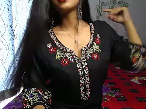  Shanvii  online show from April 21, 2026, 4:41 am