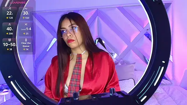 Snapshot of Ariana_Castillo__ chatting on February 19, 2026, 12:57 pm Ariana Castillo online show from February 19, 2026, 12:57 pm