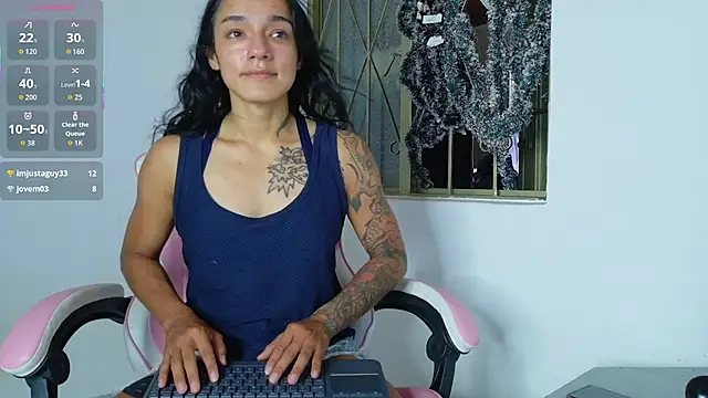 Fit valkiria online show from May 30, 2026, 10:48 pm