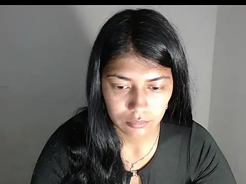 Snapshot of peytonbrunette chatting on March 24, 2026, 3:50 am peytonbrunette online show from March 24, 2026, 3:50 am