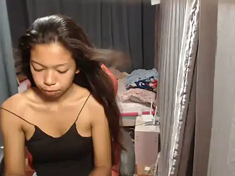 Snapshot of urgirlyflor chatting on March 6, 2026, 11:49 am urgirlyflor online show from March 6, 2026, 11:49 am