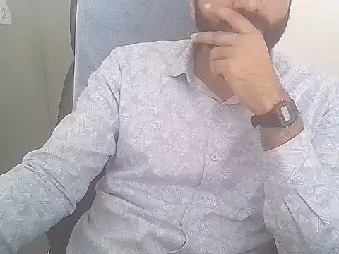 Snapshot of Ronny69y chatting on February 21, 2026, 4:58 am Ronny69y online show from February 21, 2026, 4:58 am