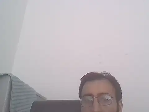 Snapshot of Ronny69y chatting on February 25, 2026, 6:24 am Ronny69y online show from February 25, 2026, 6:24 am