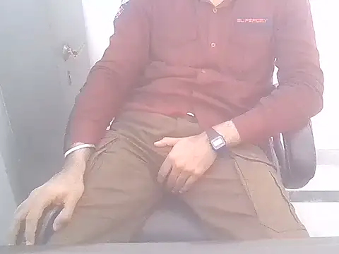 Snapshot of Ronny69y chatting on February 17, 2026, 7:27 am Ronny69y online show from February 17, 2026, 7:27 am