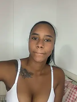 cataleya201901 online show from May 26, 2026, 7:56 pm