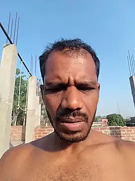 Snapshot of Daddyishere_19 chatting on April 19, 2026, 1:39 am Daddyishere 19 online show from April 19, 2026, 1:39 am