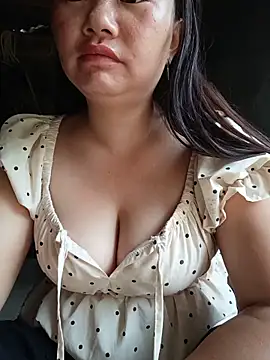 lisn-cute online show from June 23, 2026, 12:19 am