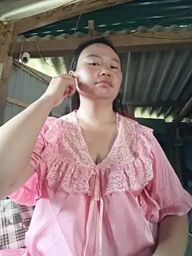 lisn-cute online show from June 16, 2026, 3:06 am