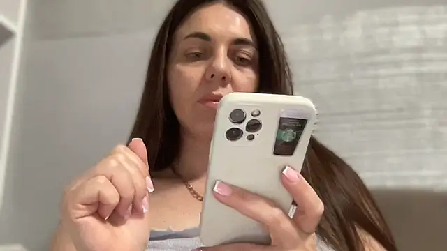 Darsy Rox online show from May 20, 2026, 5:43 pm