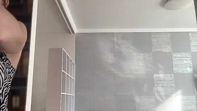 Darsy Rox online show from March 26, 2026, 7:06 am