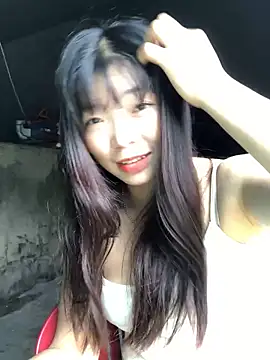 Snapshot of cuty_lusy chatting on June 17, 2026, 1:49 am cuty lusy online show from June 17, 2026, 1:49 am
