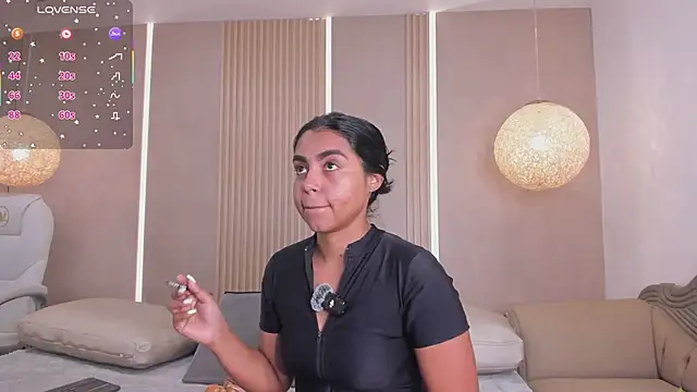eva lain online show from May 20, 2026, 11:40 am