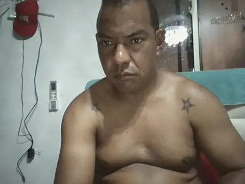 Quillero18 online show from March 26, 2026, 2:48 pm