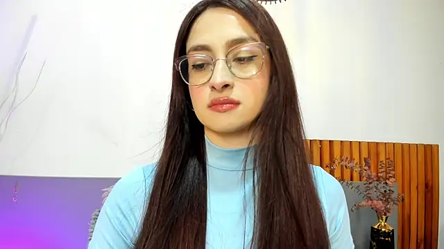 Snapshot of AndraCyruss chatting on April 29, 2026, 11:11 pm AndraCyruss online show from April 29, 2026, 11:11 pm