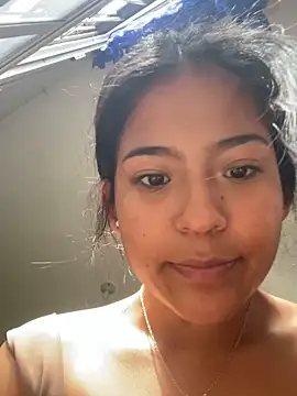 BabyFoxy online show from April 12, 2026, 4:43 pm