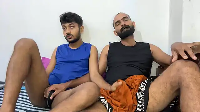 DesiDaddyandSon online show from June 4, 2026, 3:00 am