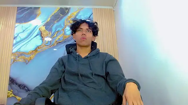 Snapshot of DaviidBuckx_ chatting on April 2, 2026, 2:19 am DaviidBuckx online show from April 2, 2026, 2:19 am