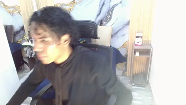 DaviidBuckx  online show from May 29, 2026, 2:50 am