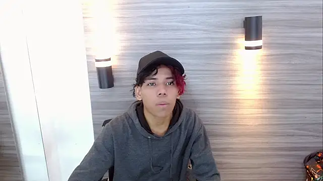 DaviidBuckx  online show from April 22, 2026, 2:18 am