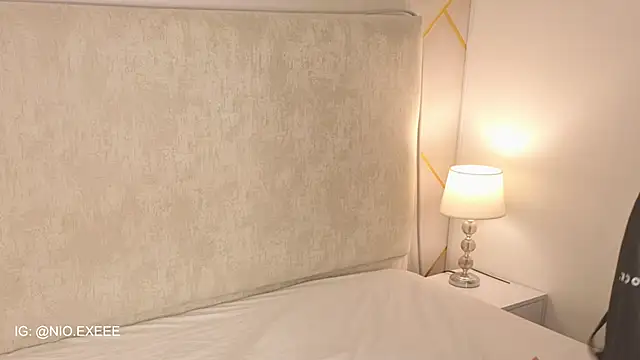 Snapshot of Nioki_ chatting on March 30, 2026, 4:03 am Nioki online show from March 30, 2026, 4:03 am