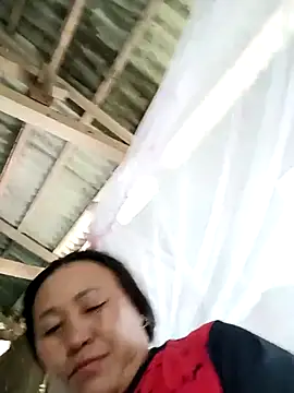 Snapshot of Lucky_baby7 chatting on March 2, 2026, 8:32 am Lucky baby7 online show from March 2, 2026, 8:32 am