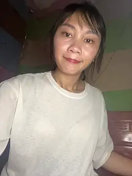 Snapshot of Lucky-baby077 chatting on February 27, 2026, 4:23 am Lucky-baby077 online show from February 27, 2026, 4:23 am