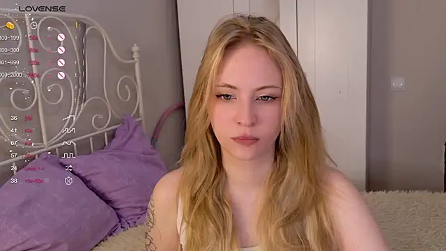 Snapshot of lilMelaniloveis chatting on March 19, 2026, 7:52 am lilMelaniloveis online show from March 19, 2026, 7:52 am