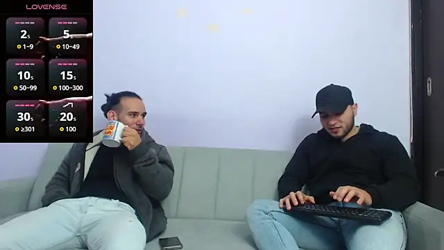 Snapshot of jhustin_marcius chatting on December 21, 2025, 2:30 pm jhustin marcius online show from December 21, 2025, 2:30 pm