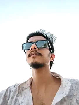 Sam03s online show from March 18, 2026, 11:35 am