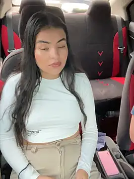 Snapshot of Violeta_and_Charlie chatting on March 19, 2026, 2:28 pm Violeta and Charlie online show from March 19, 2026, 2:28 pm