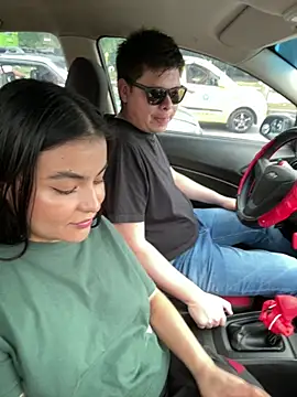 Snapshot of Violeta_and_Charlie chatting on March 12, 2026, 4:11 pm Violeta and Charlie online show from March 12, 2026, 4:11 pm