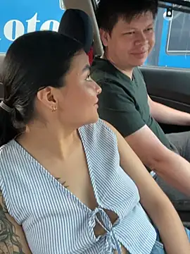 Snapshot of Violeta_and_Charlie chatting on March 24, 2026, 2:17 pm Violeta and Charlie online show from March 24, 2026, 2:17 pm