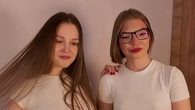 Snapshot of ReneeCosden chatting on February 28, 2026, 6:07 pm ReneeCosden online show from February 28, 2026, 6:07 pm