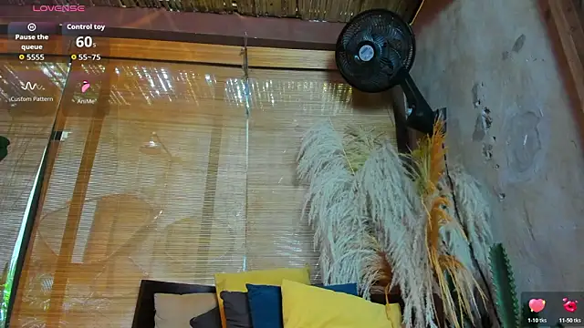 sophieBlair  online show from March 10, 2026, 7:07 pm