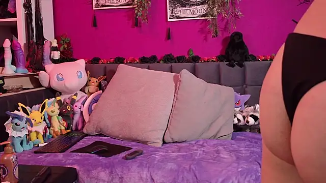 ViGothFox online show from April 11, 2026, 8:23 pm