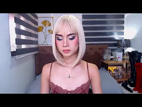 JuicyCockThea online show from July 2, 2026, 4:07 am