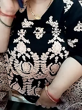 Simran 008 online show from February 27, 2026, 3:40 am