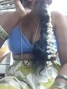 Snapshot of telugusailaja chatting on February 25, 2026, 6:52 pm telugusailaja online show from February 25, 2026, 6:52 pm