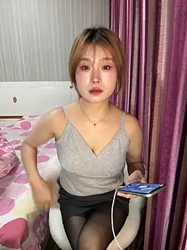 Snapshot of A-cola chatting on April 30, 2026, 2:02 pm A-cola online show from April 30, 2026, 2:02 pm