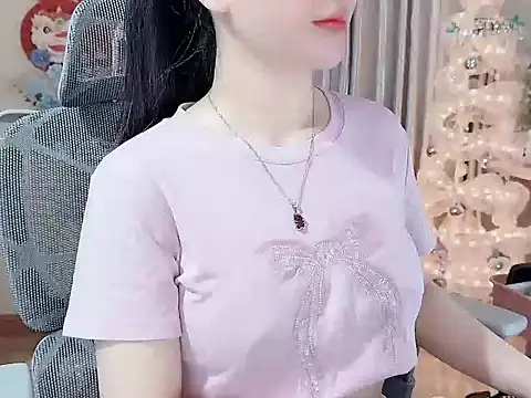 Agnelyn    online show from May 14, 2026, 5:26 am