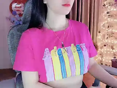 Agnelyn    online show from May 16, 2026, 11:20 am