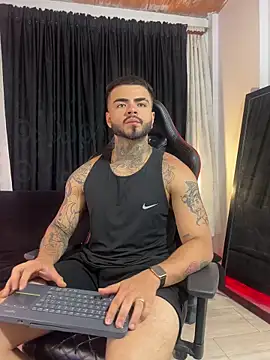 Benjii Carter1 online show from February 26, 2026, 4:01 am