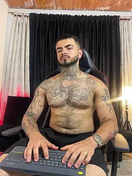 Snapshot of Benjii_Carter1 chatting on March 1, 2026, 4:56 am Benjii Carter1 online show from March 1, 2026, 4:56 am