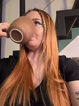 Snapshot of tendersea0 chatting on April 12, 2026, 6:22 pm tendersea0 online show from April 12, 2026, 6:22 pm