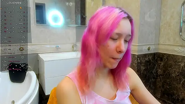 Snapshot of EmilyTrase chatting on March 29, 2026, 1:07 am EmilyTrase online show from March 29, 2026, 1:07 am