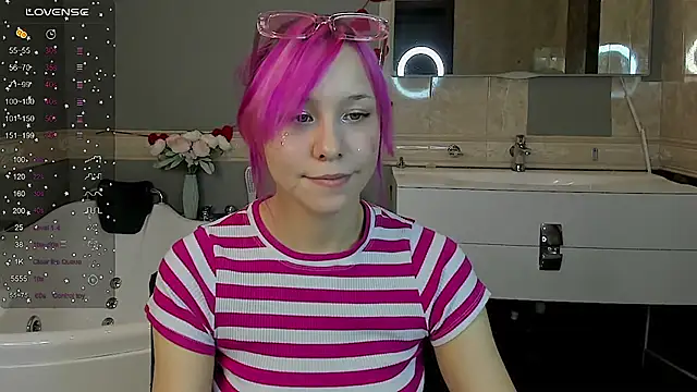 Snapshot of EmilyTrase chatting on March 25, 2026, 1:39 am EmilyTrase online show from March 25, 2026, 1:39 am